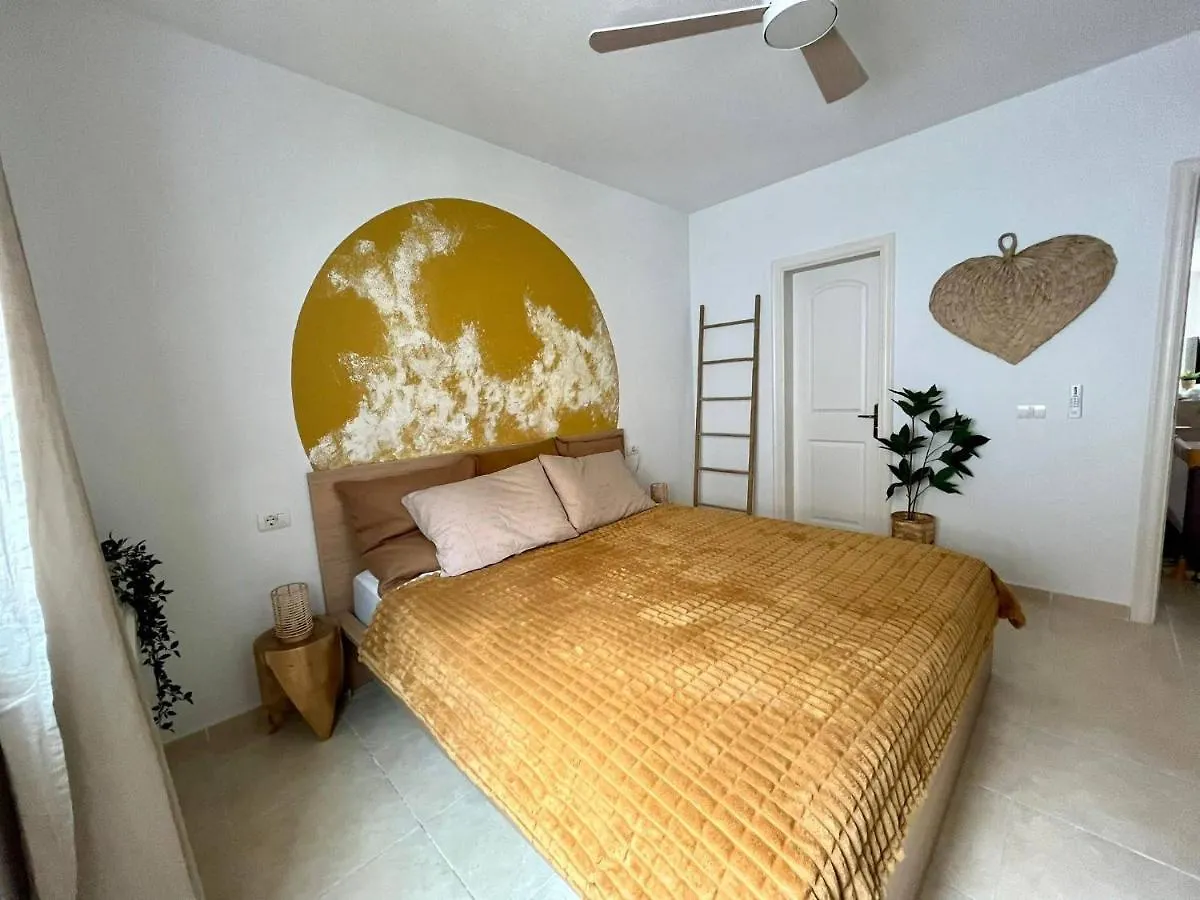 Cozy Two-Bedrooms Apartment With Big Terrace And Ocean View Chayofa