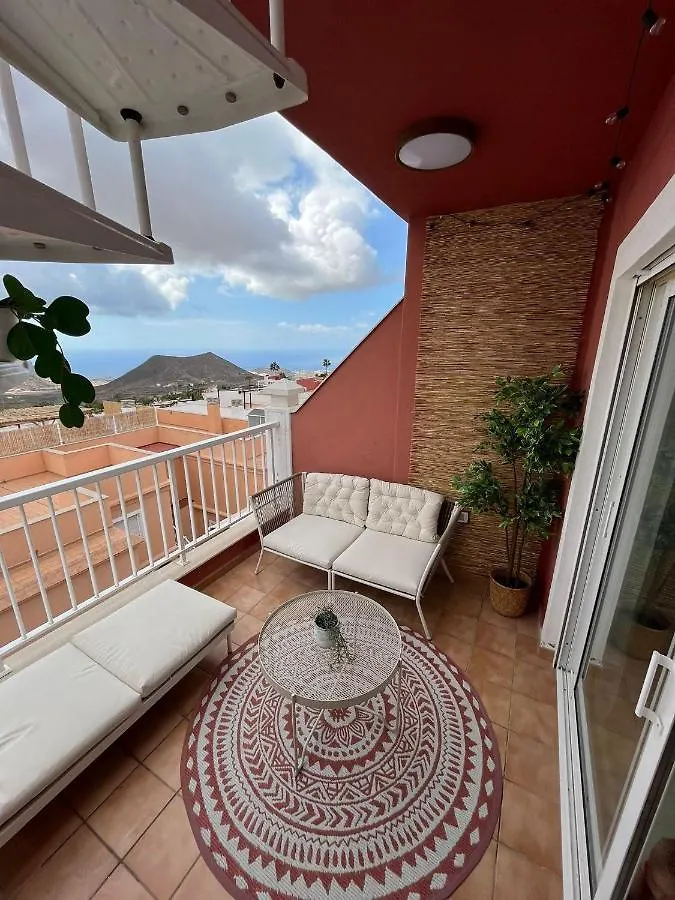 Cozy Two-Bedrooms Apartment With Big Terrace And Ocean View Chayofa